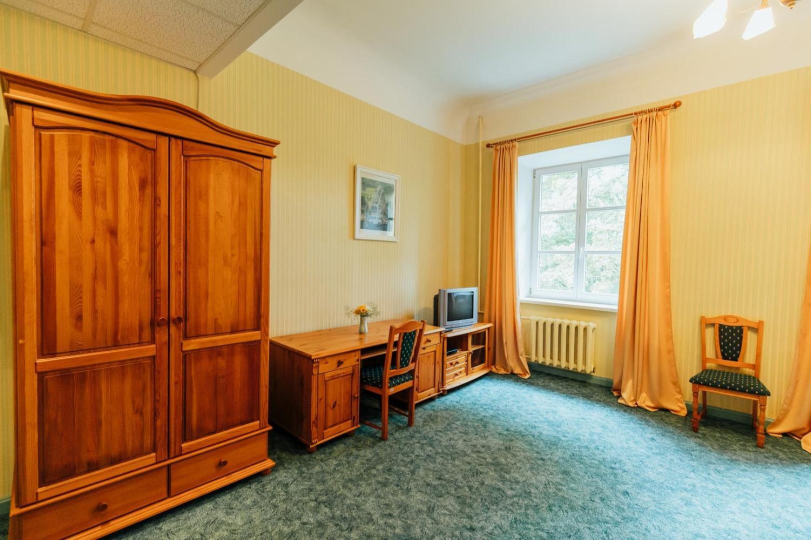 Nauksenu Muiza Hotel Naukseni Luaran gambar