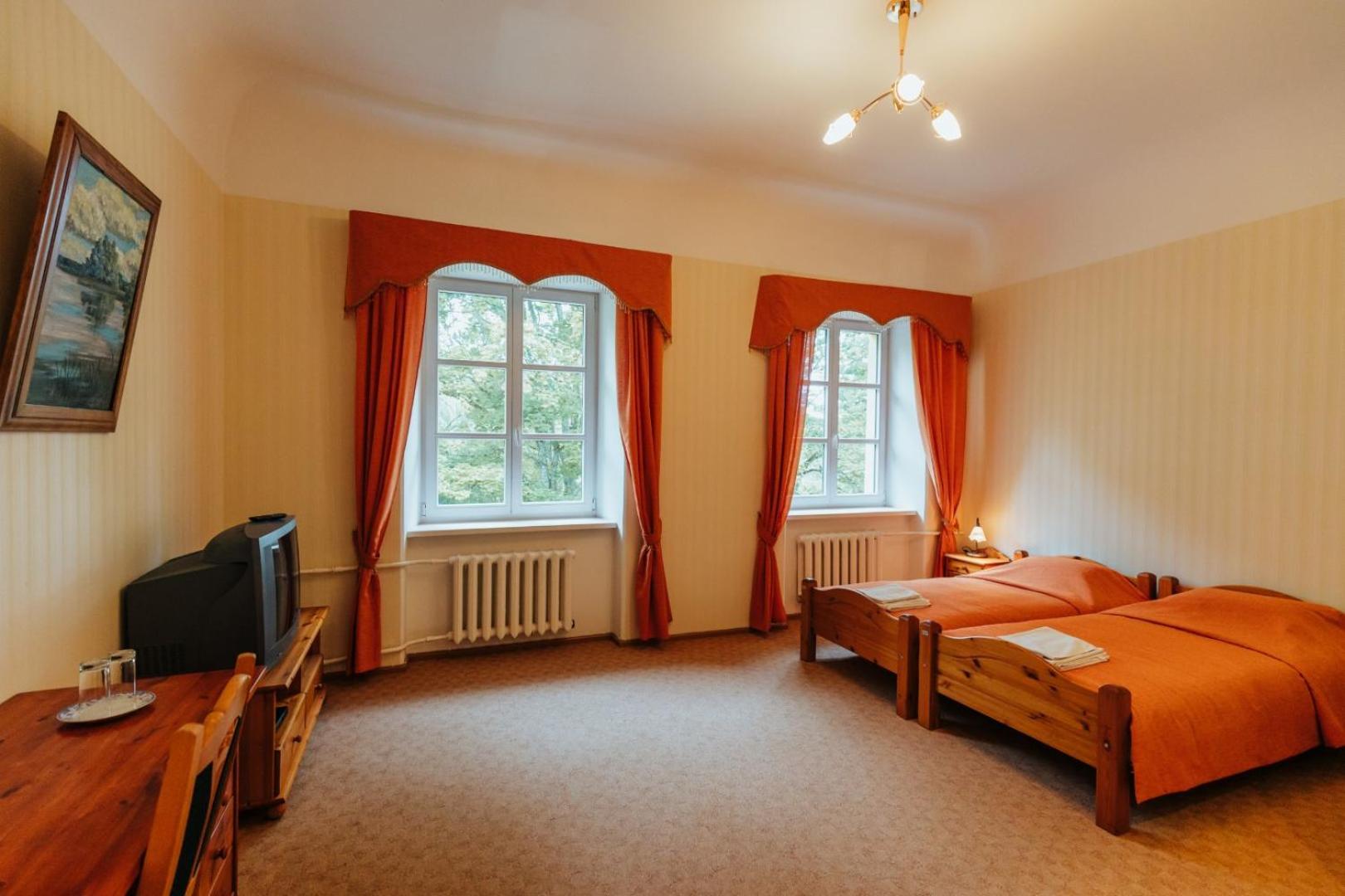 Nauksenu Muiza Hotel Naukseni Luaran gambar