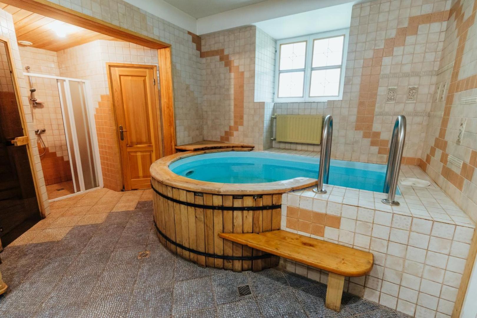 Nauksenu Muiza Hotel Naukseni Luaran gambar